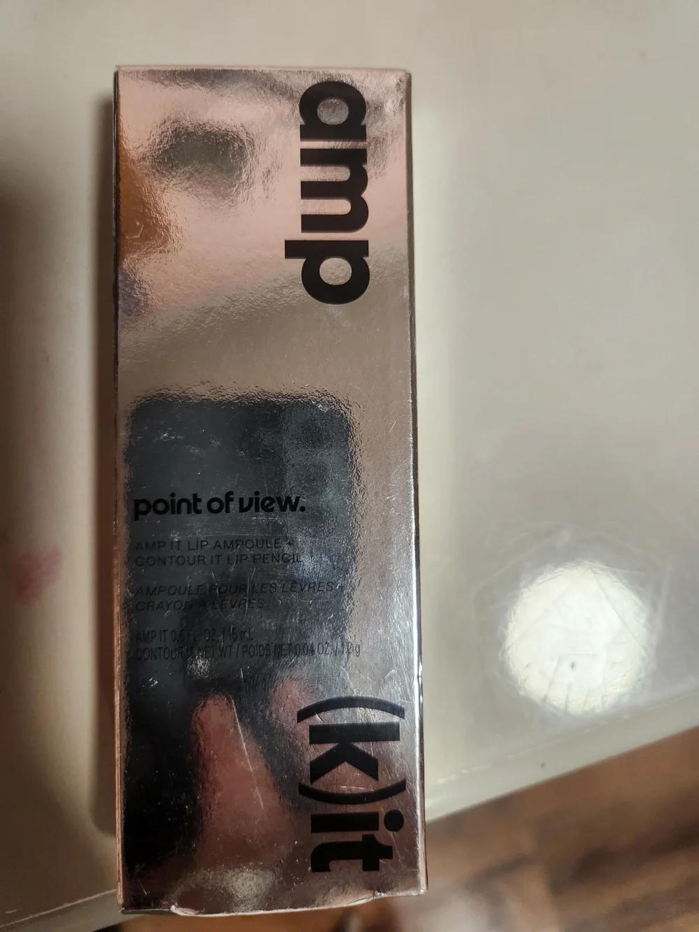 (K)it amp it Red Lip Liner Pencil 0.4 oz + Point of View Contour Pencil Set